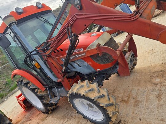 Daedong Tractor D47.47마력 (47hp) 앞좌측면