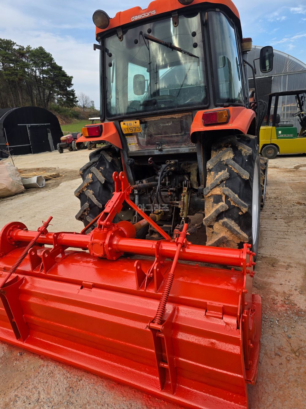 Daedong Tractor D47.47마력 (47hp) 뒤우측면