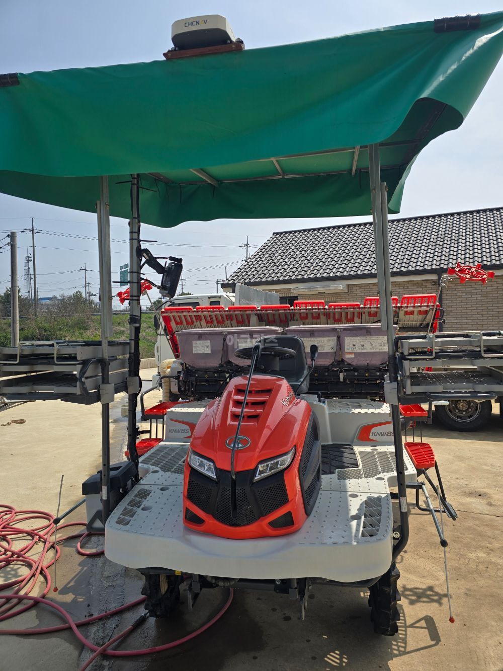 Kubota 구보다이앙기 KNW8S  뒤우측면