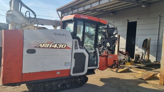 구보다 콤바인 ARH430 (보통형) 앞좌측면