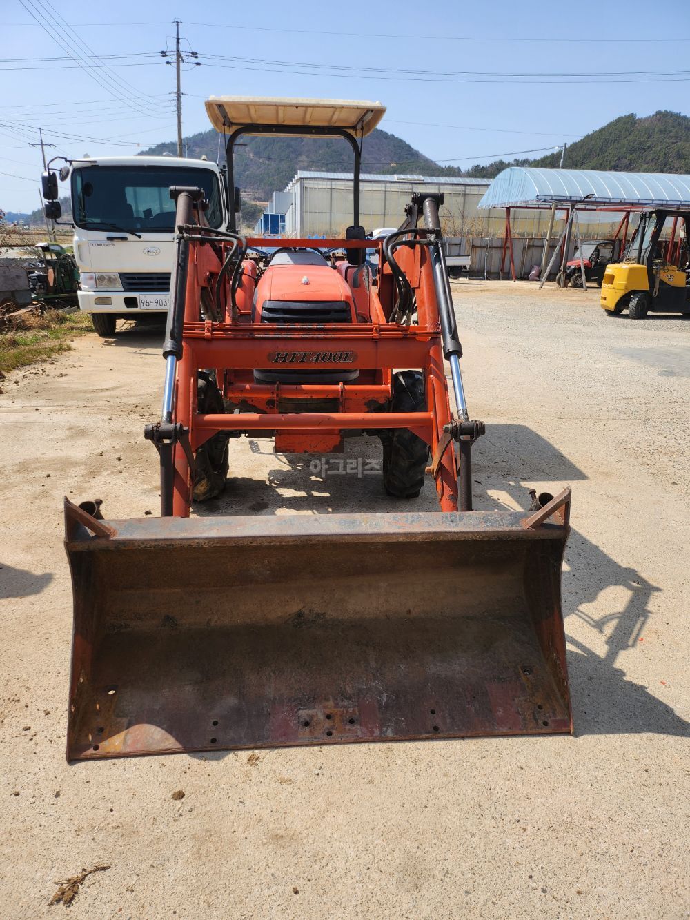 Kubota Tractor L500 (50hp) 뒤우측면