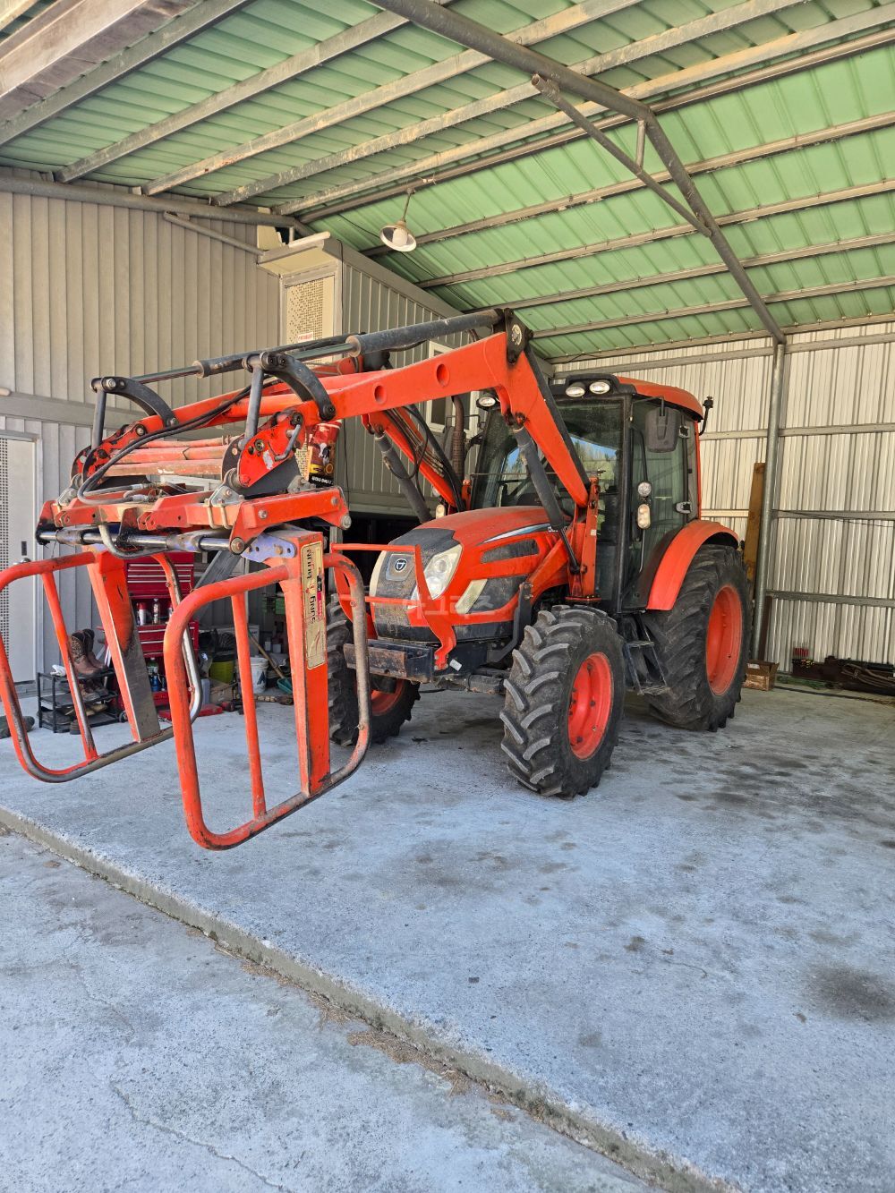 Daedong Tractor PX1100 (110hp) 뒤우측면