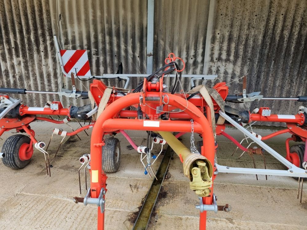  레이크 레이크 뒤우측면