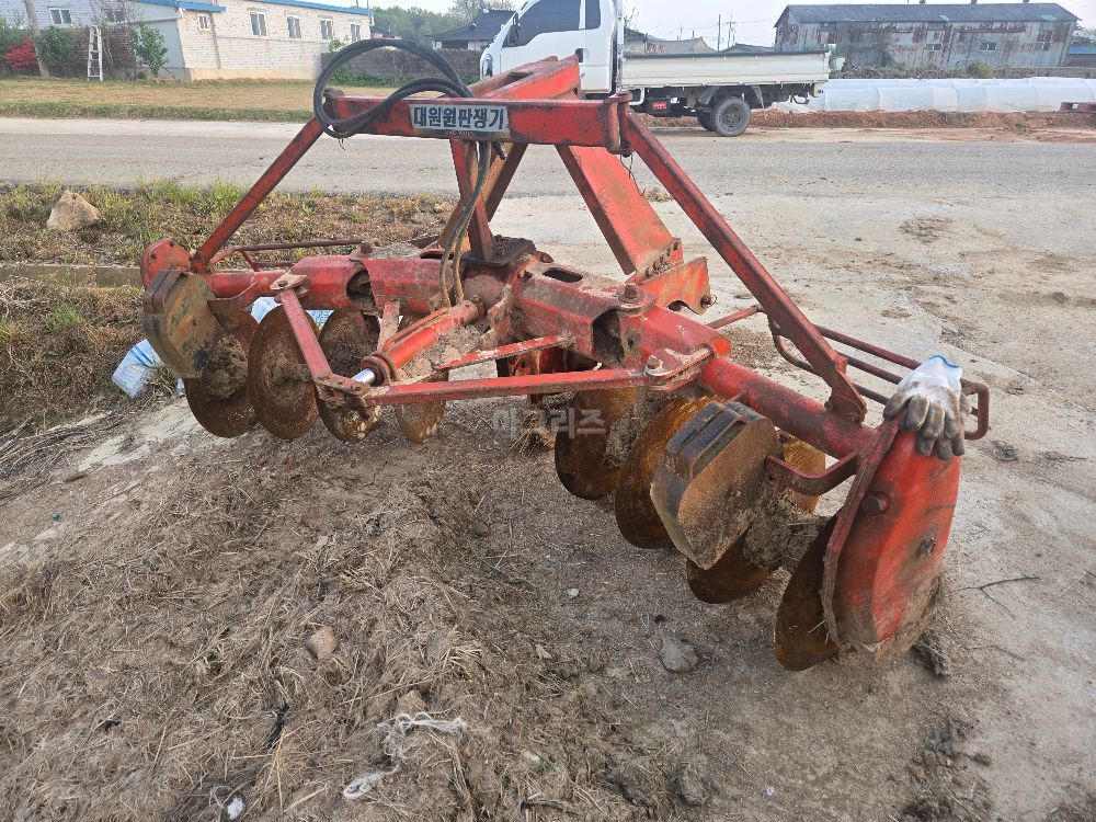 대원쟁기 원판8련 DW8DP 뒤우측면