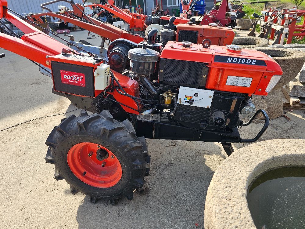 대동 경운기 ND10DE (10마력) 뒤우측면