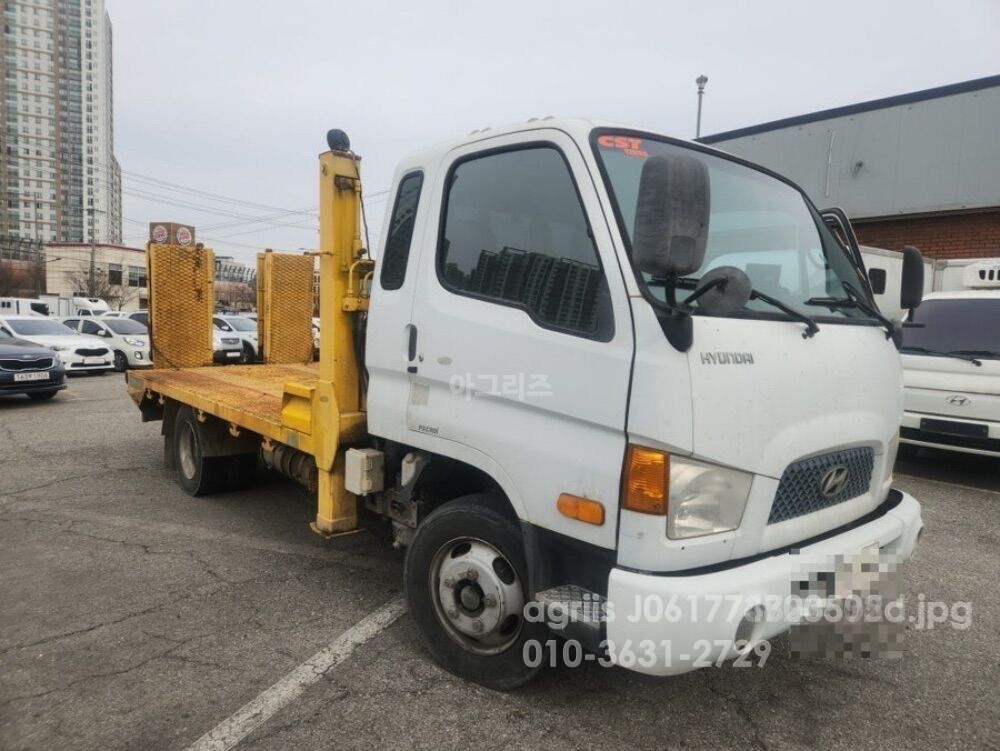 Hyundai 추레라 마이티 트럭  뒤우측면