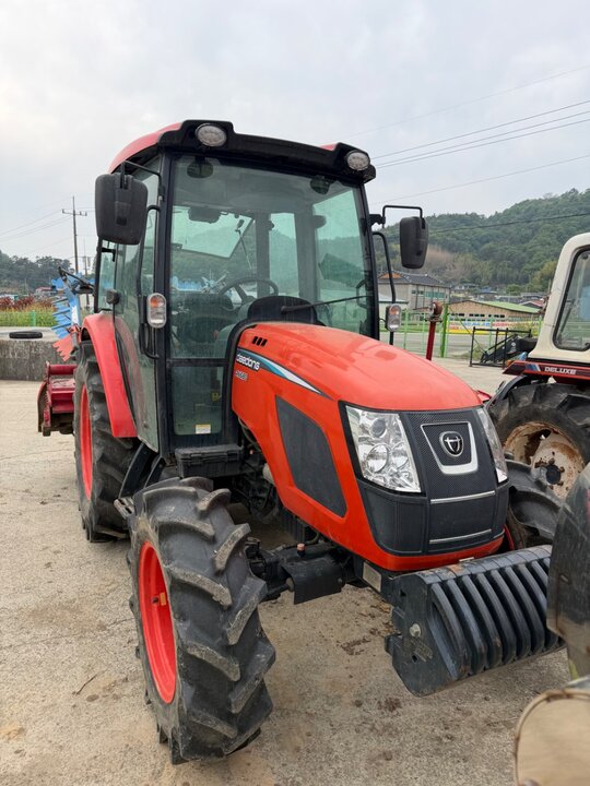 대동 트랙터 RX680PSC (68마력) 앞좌측면