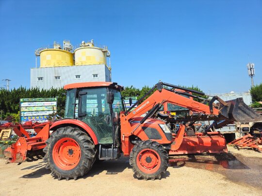 대동 트랙터 RX630PSC (63마력) 앞좌측면