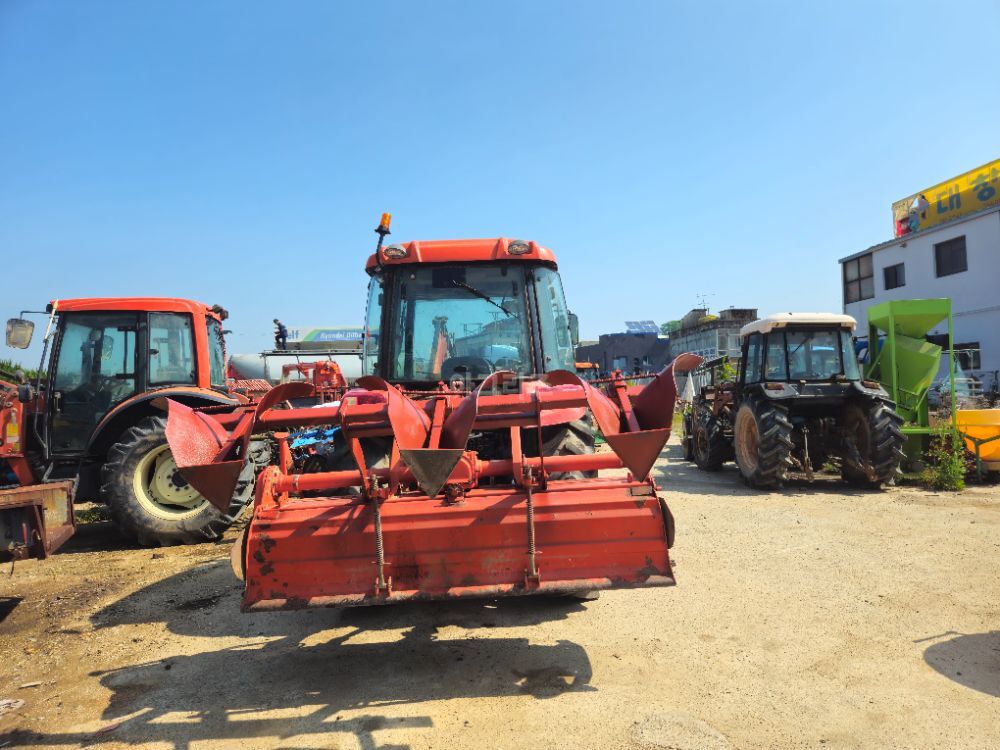 대동 트랙터 RX630PSC (63마력) 뒤우측면