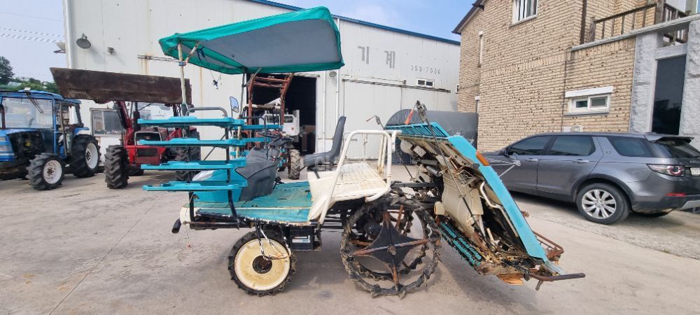 Kubota Rice transplanter NSD8F (8Rows) 뒤우측면