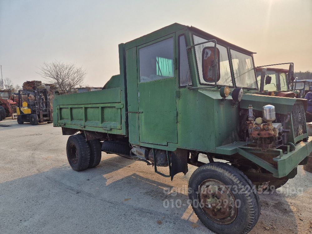  6륜 딸딸이 운반차  뒤우측면