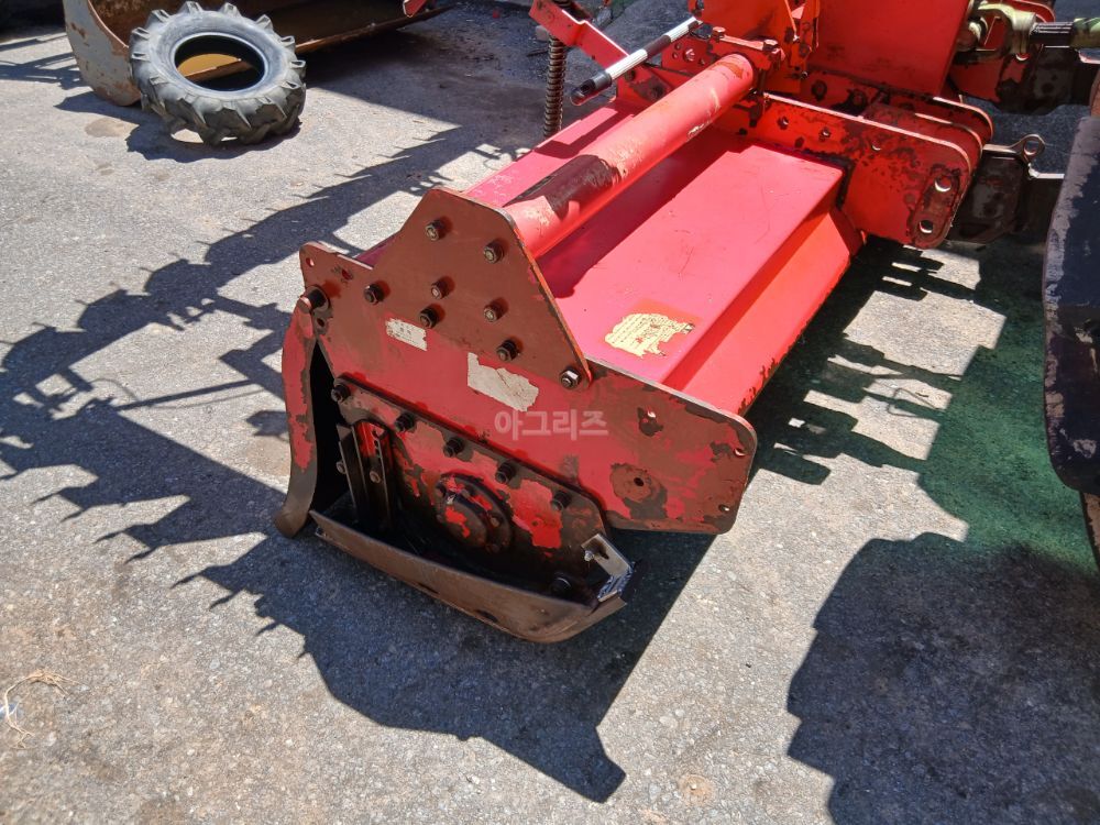 Sungwoo Rotavator SW2600BK (경폭260cm) 뒤우측면