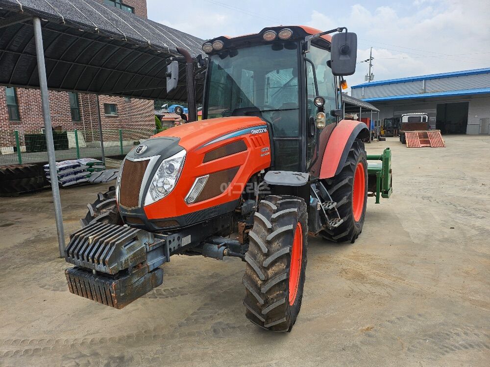 Daedong Tractor PX850 (83hp) 뒤우측면
