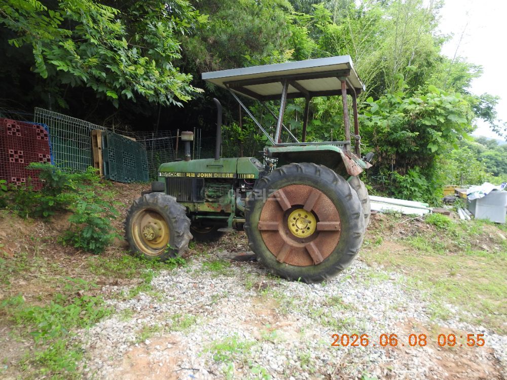 JohnDeere Tractor 1650K (51hp) 뒤우측면