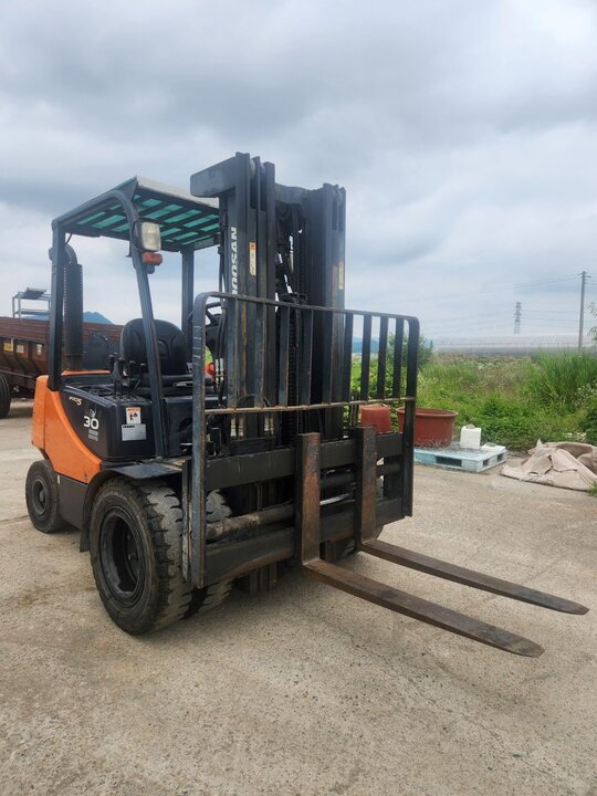 Doosan Forklift Pro5 (3톤) 앞좌측면