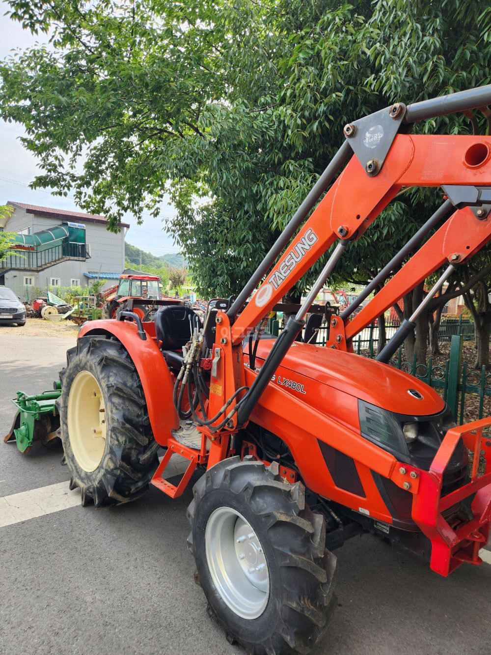 Daedong Tractor LX480L (48hp) 뒤우측면