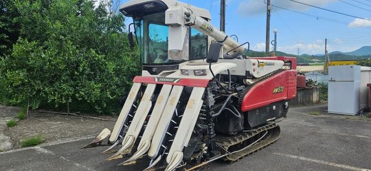 Yanmar Combine Harvester AW573-C (5Rows) 앞좌측면