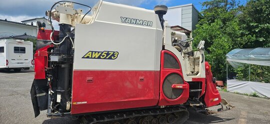 Yanmar Combine Harvester AW573 (5Rows) 앞좌측면