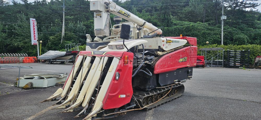 Yanmar Combine Harvester AW573 (5Rows) 뒤우측면