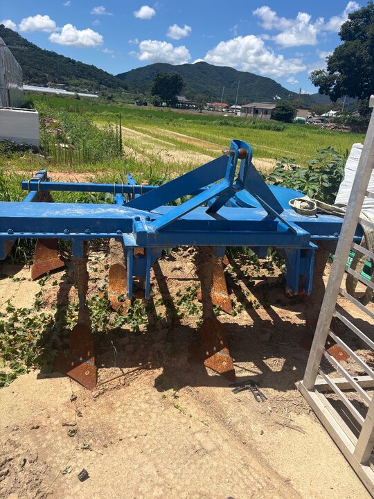 서해농기계 쟁기 9열 앞좌측면