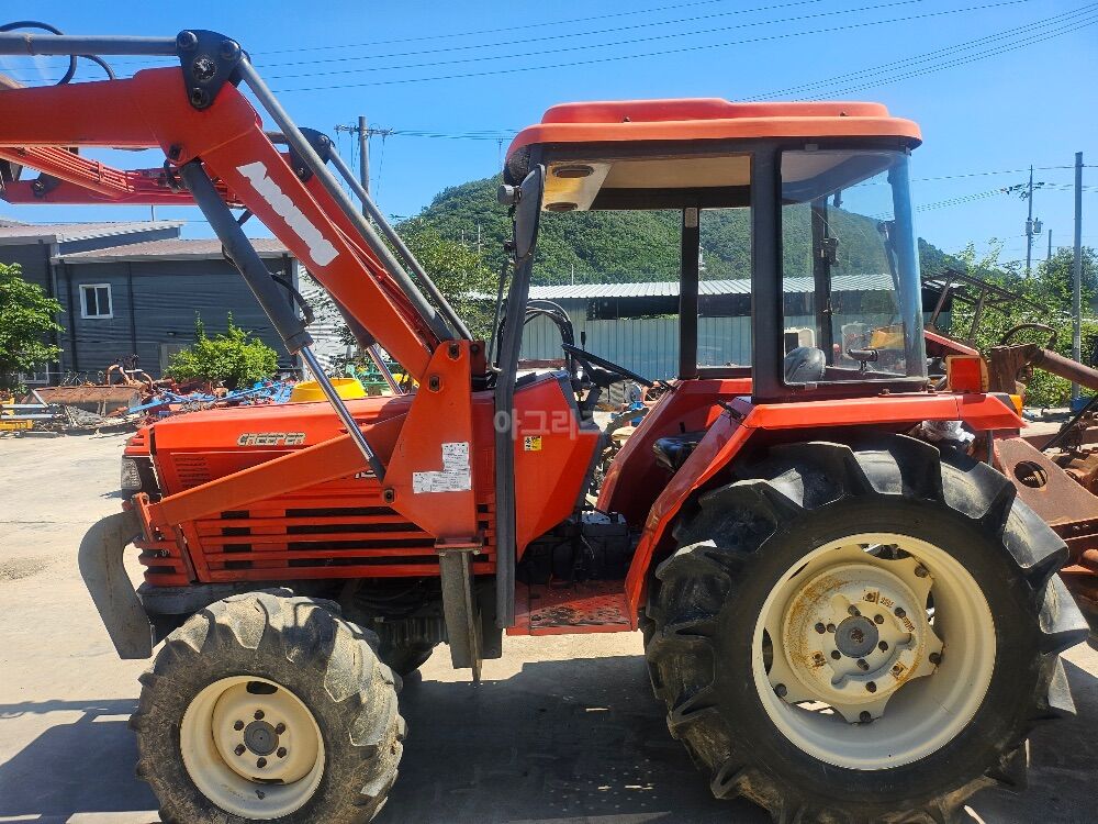Daedong Tractor D4351 (43hp) 뒤우측면