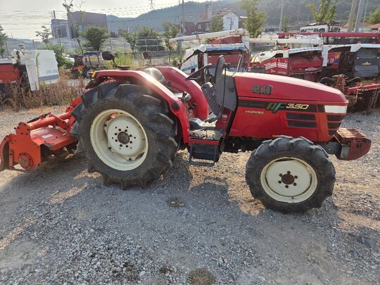 Kukje Tractor AF350 (35hp) 앞좌측면