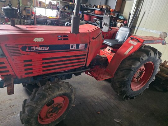Daedong Tractor L3503 (35hp) 앞좌측면