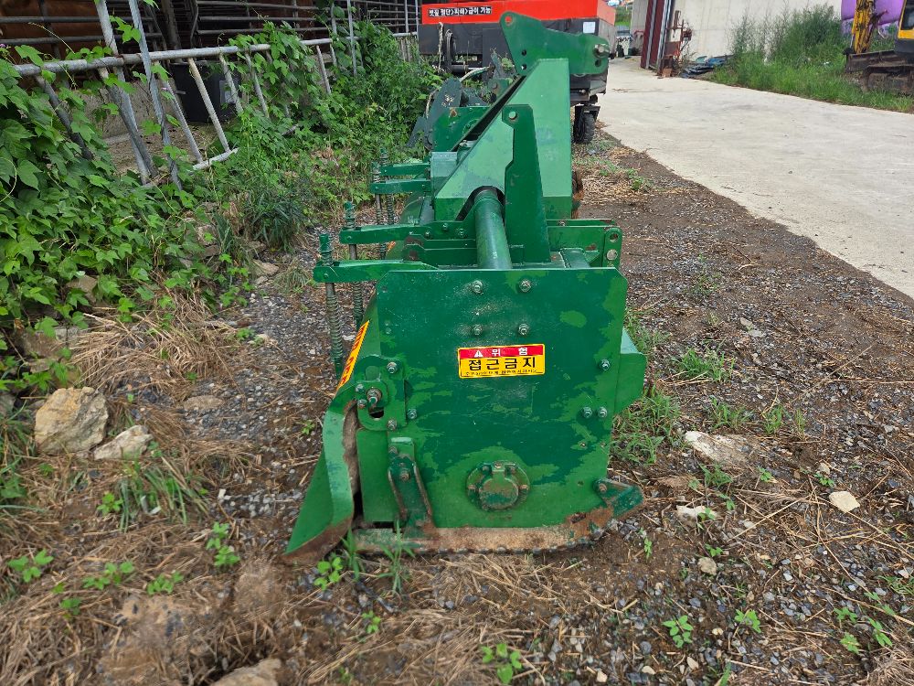 존디어 로타리 웅진 WJR 255 (경폭255cm) 뒤우측면