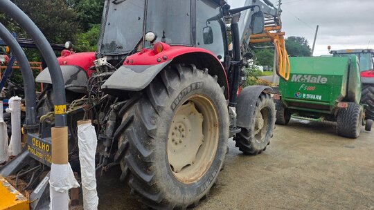  Round Baler F5600  앞좌측면