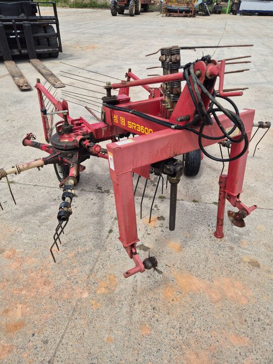 삼원 집초기 레이크 SR3600 앞좌측면