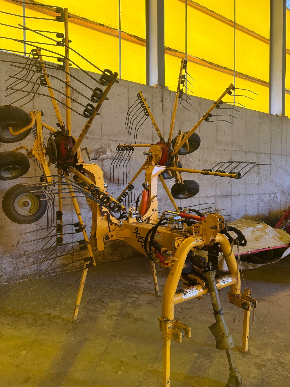 Rake BRK-540  뒤우측면