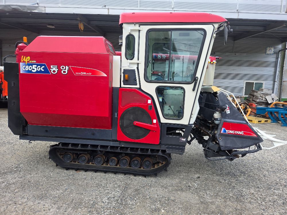 TYM Combine Harvester C805GCABIN (5Rows) 뒤우측면