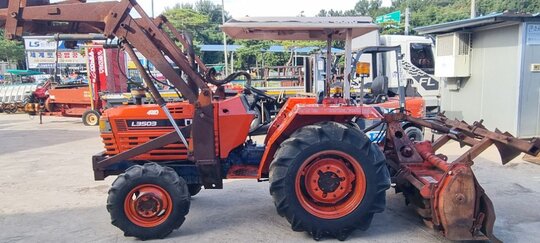 대동 트랙터 L3503 (35마력) 앞좌측면