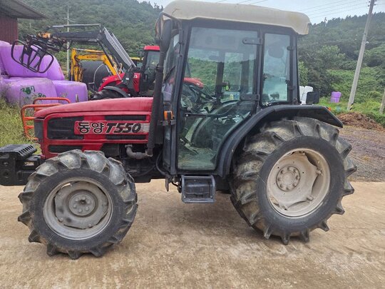 TYM Tractor T550 (55hp) 앞좌측면