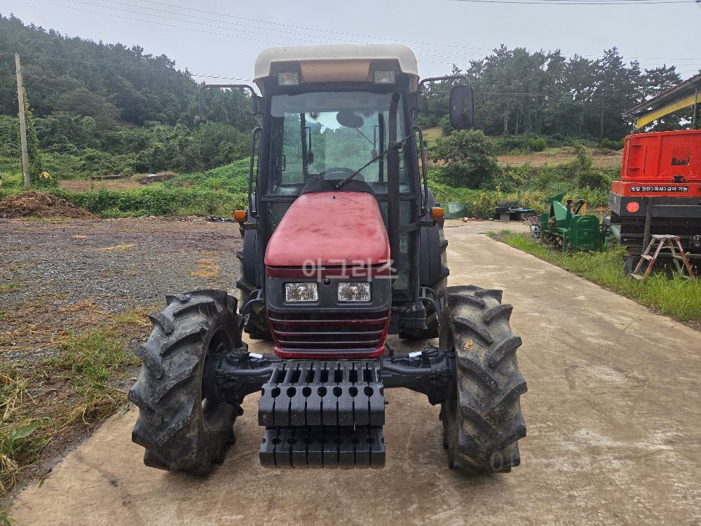 TYM Tractor T550 (55hp) 뒤우측면