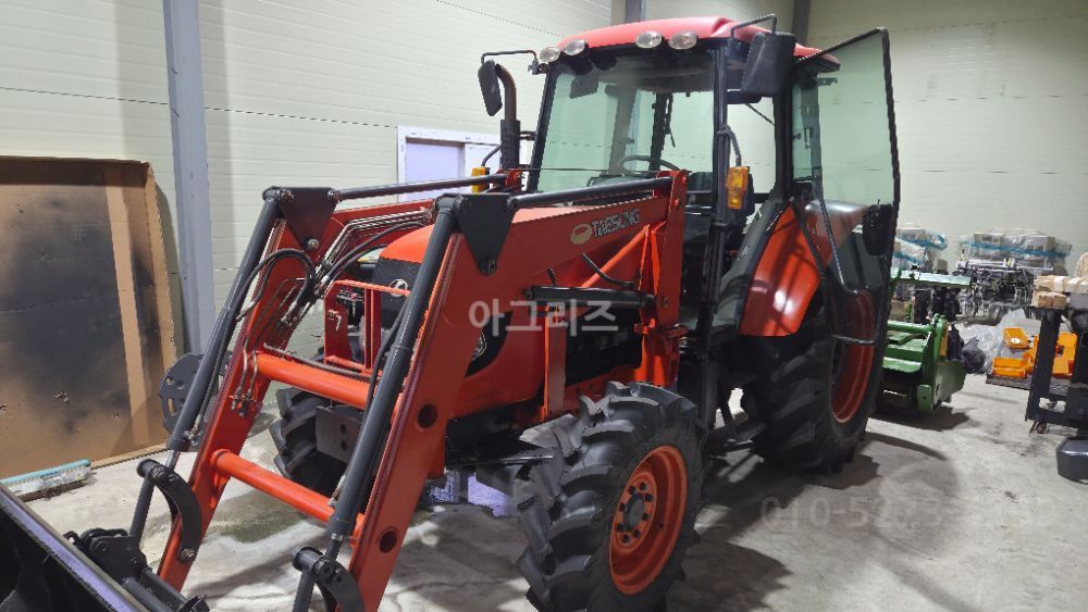 Kubota Tractor MZ763 (76hp) 뒤우측면