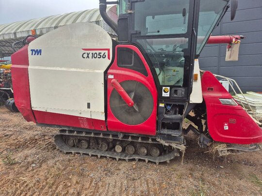 TYM Combine Harvester CX1056 (6Rows) 앞좌측면
