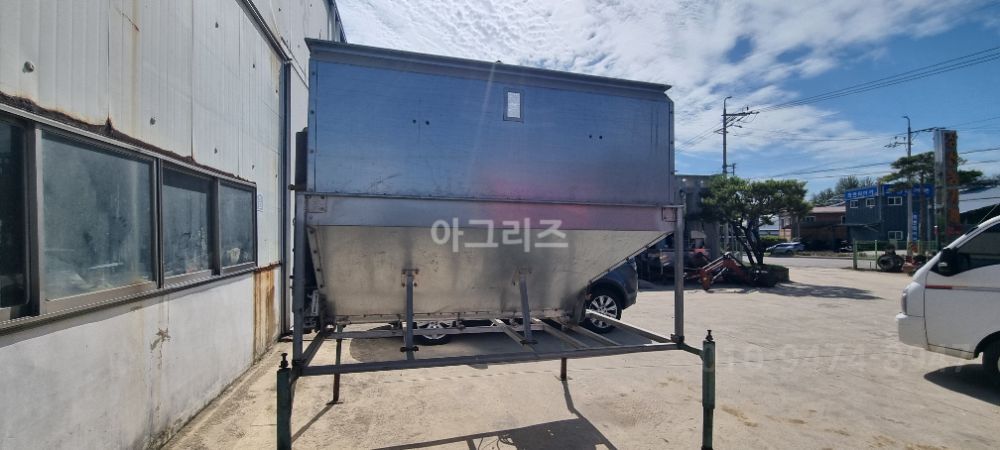 성부산업 곡물탱크  곡물탱크  곡물탱크  뒤우측면