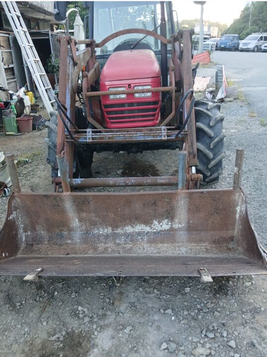 TYM Loader TA550  앞좌측면