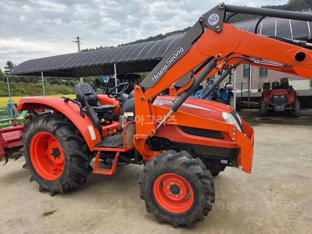 Daedong Tractor NX470C (47hp) 뒤우측면