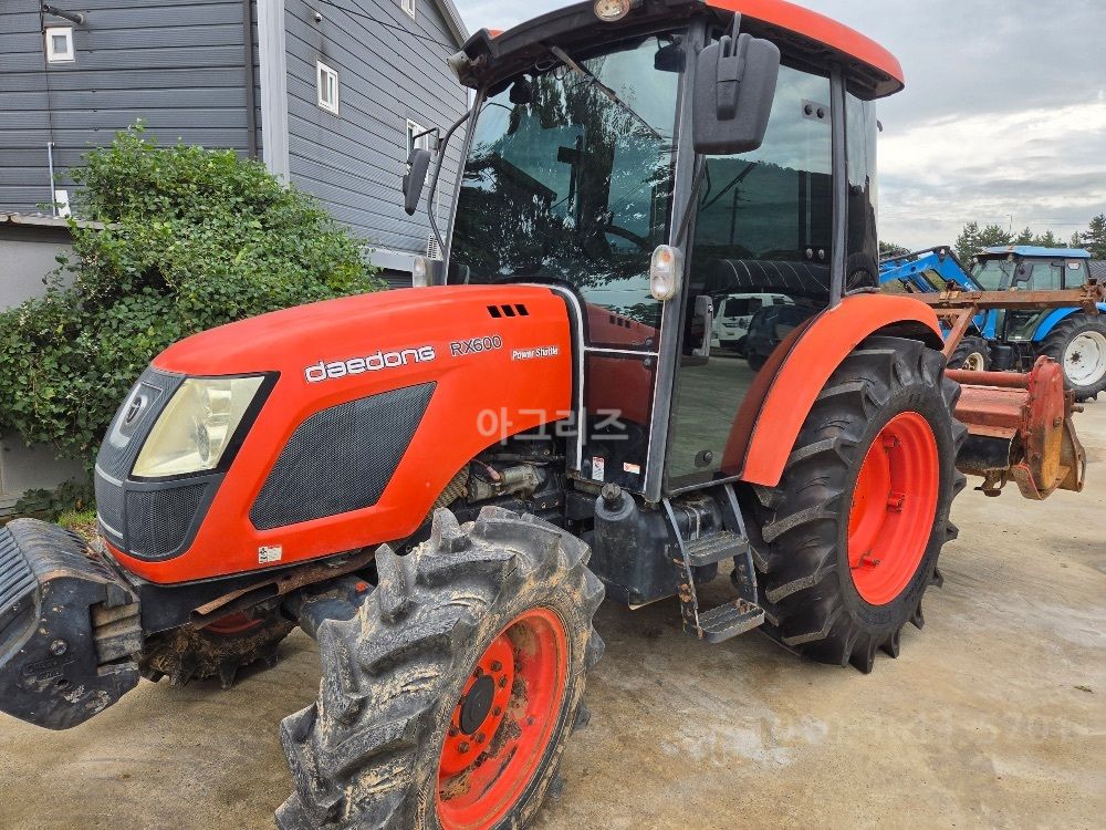 Daedong Tractor RX600 (60hp) 뒤우측면