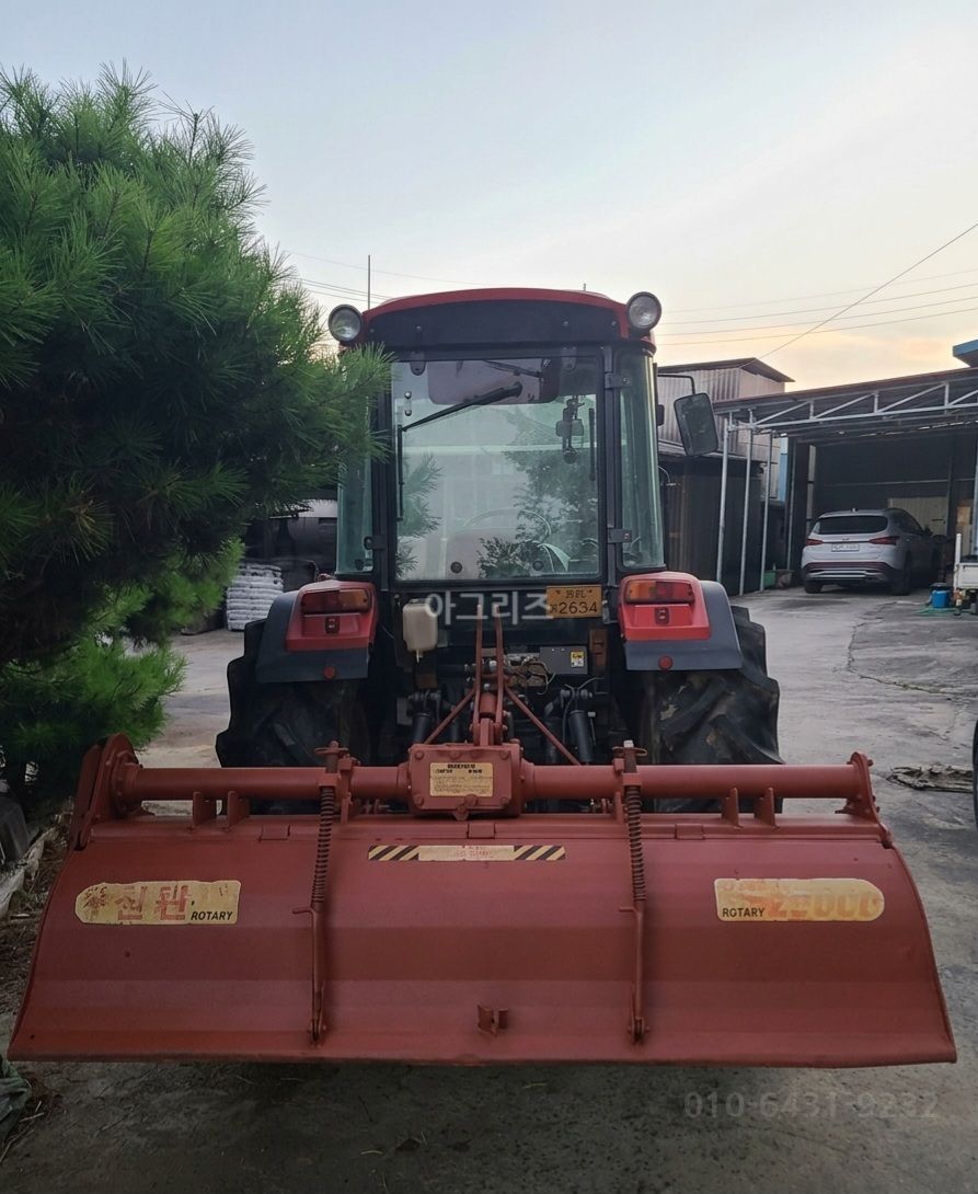 Yanmar Tractor EG83Y (83hp) 뒤우측면