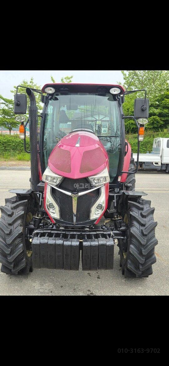 얀마 트랙터 YT470 (70마력) 앞좌측면