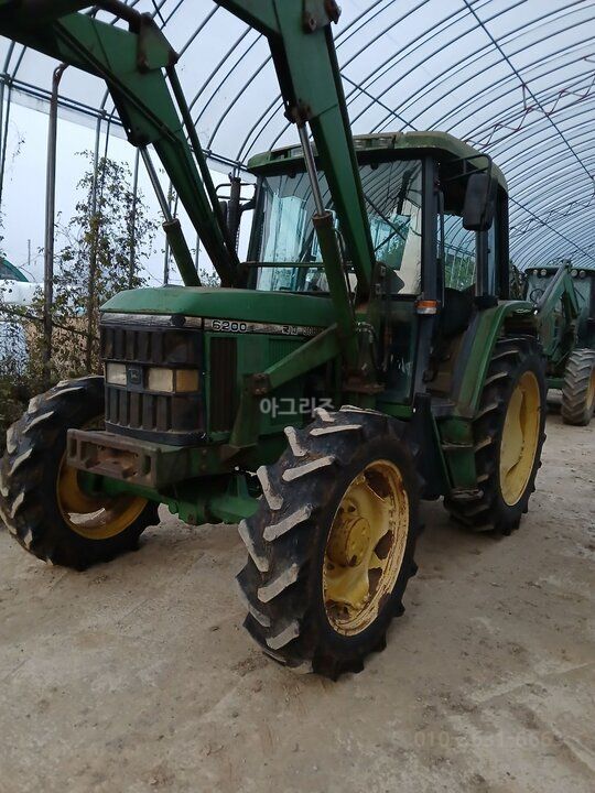 JohnDeere Tractor 6200 (85hp) 앞좌측면
