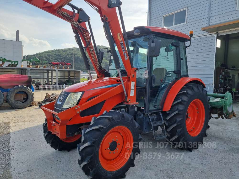 Daedong Tractor RX700 (70hp) 앞좌측면