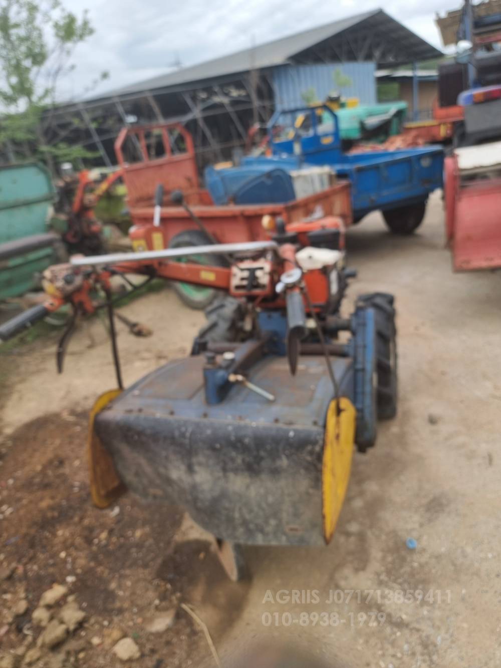 Daedong Power Tiller DT8 (8hp) 운전석