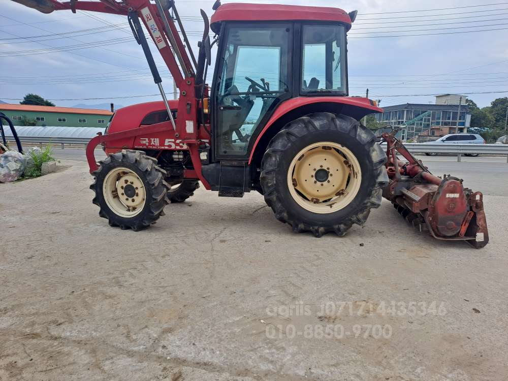 Kukje Tractor 5305 (53hp) 측면