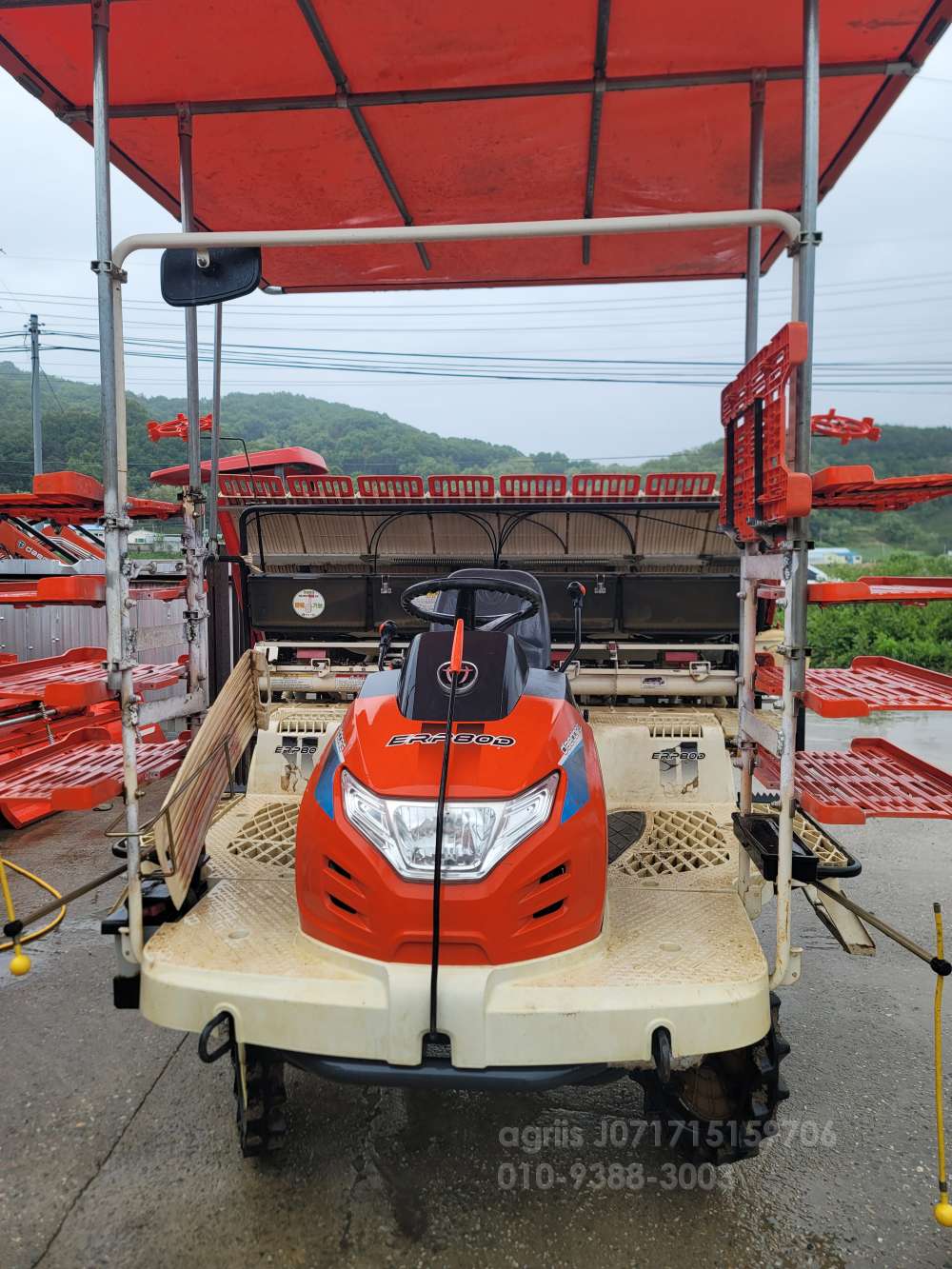 Daedong Rice transplanter ERP80D (8Rows) 앞좌측면