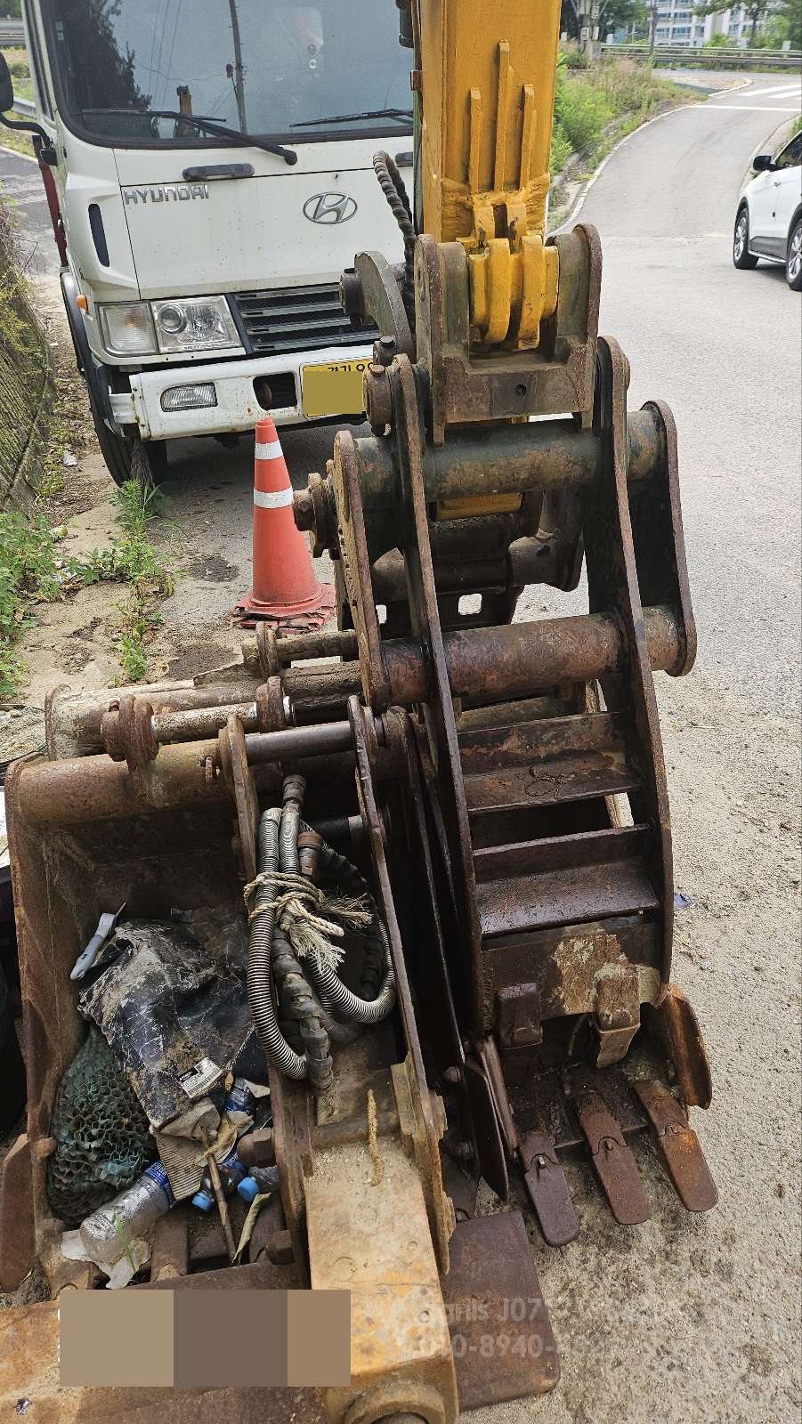 Hyundai Excavator R55  앞좌측면