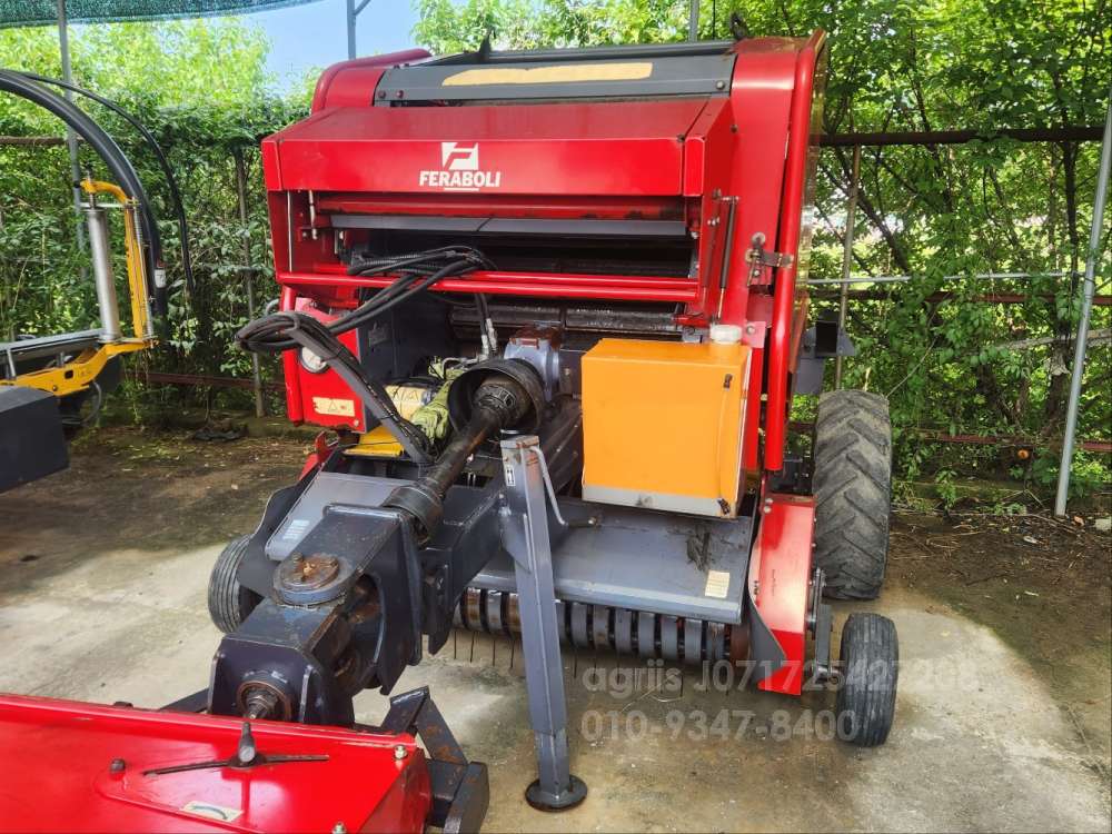  Round Baler T110  앞좌측면